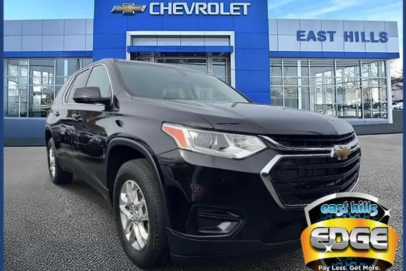 2020 Chevrolet Traverse LS photo 1