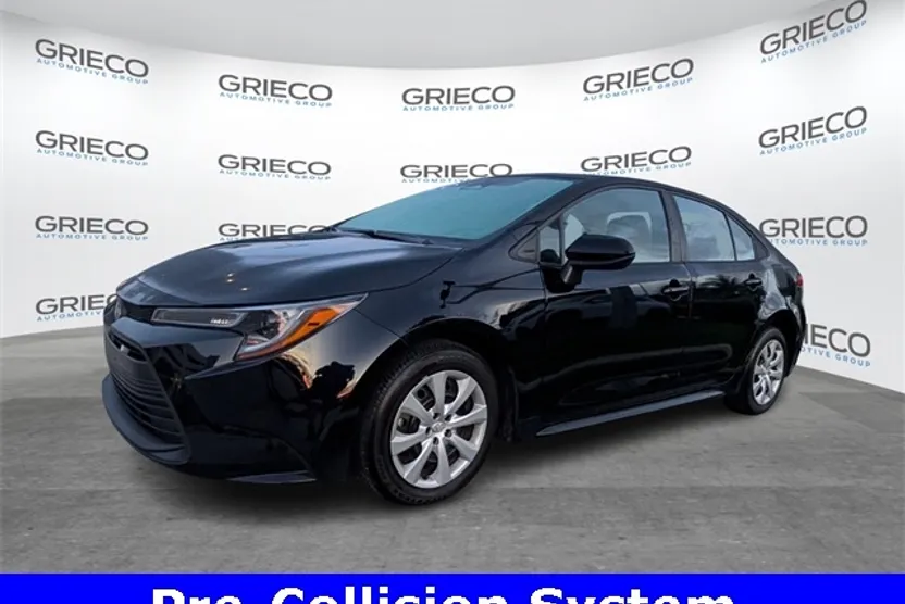 2024 Toyota Corolla LE photo 1