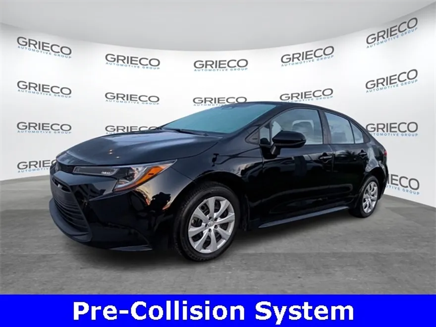 2024 Toyota Corolla LE photo 1