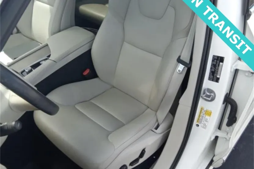 2023 Volvo XC90 Plus photo 1
