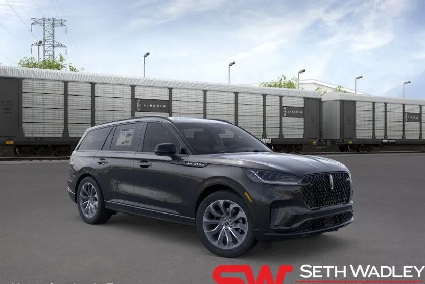 2025 Lincoln Aviator Premiere photo 1