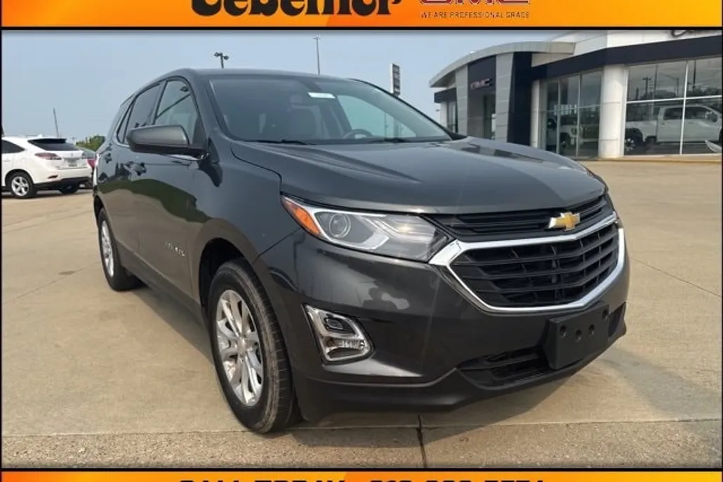 2018 Chevrolet Equinox LT photo 1
