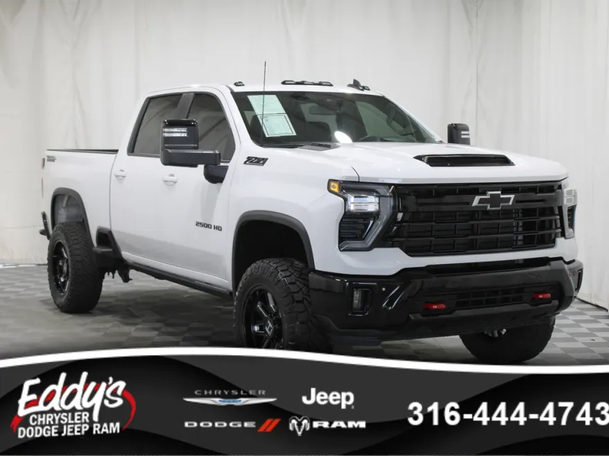 2025 Chevrolet Silverado 2500HD LT photo 1