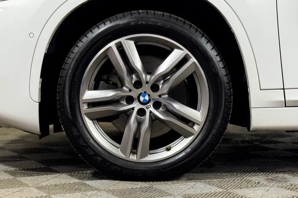 2018 Bmw X1 XDrive28i photo 1
