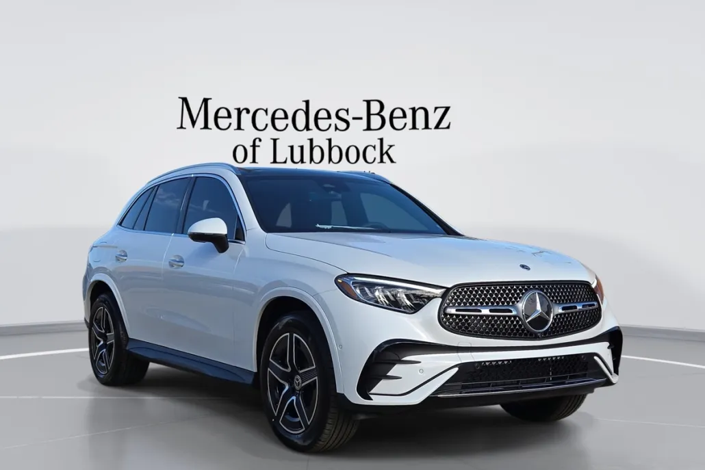 2026 Mercedes Benz GLC 300 4MATIC photo 1