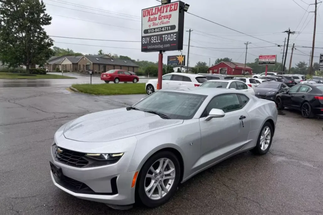 2019 Chevrolet Camaro LS Coupe photo 1