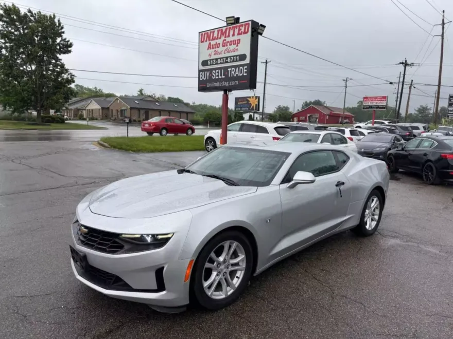 2019 Chevrolet Camaro LS Coupe photo 1