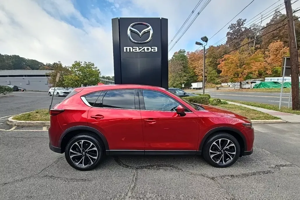 2022 Mazda CX-5 2.5 S Premium photo 1
