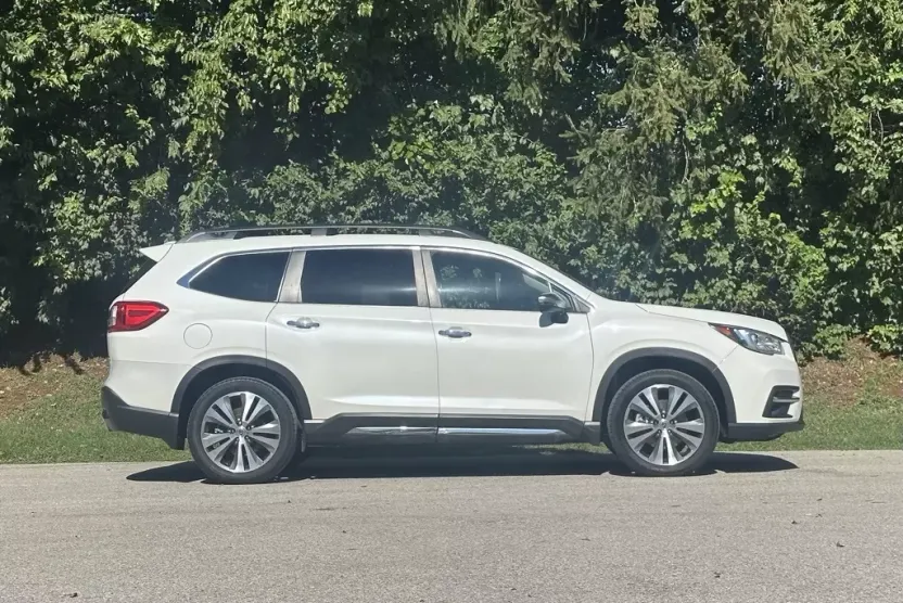 2019 Subaru Ascent Touring photo 1