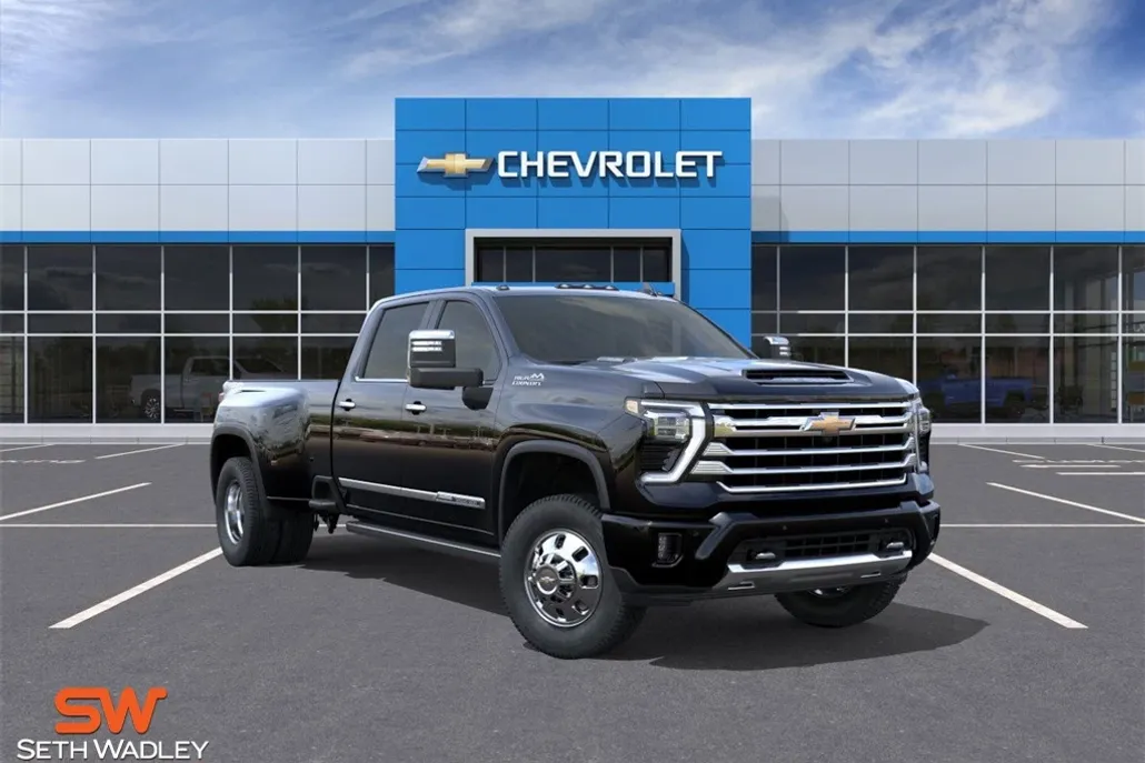 2026 Chevrolet Silverado 3500HD High Country photo 1