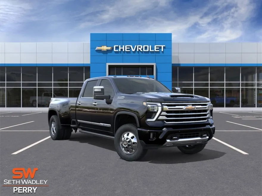 2026 Chevrolet Silverado 3500HD High Country photo 1