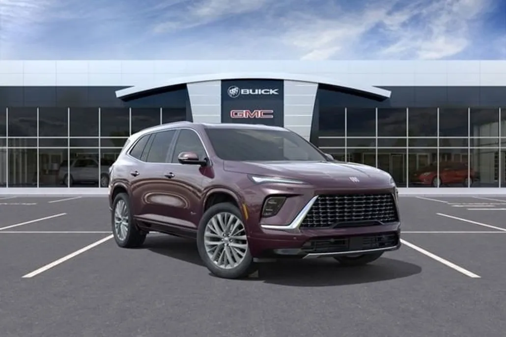2025 Buick Enclave Avenir photo 1