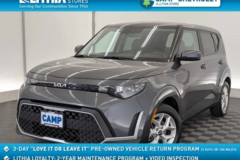 2023 Kia Soul LX photo 1