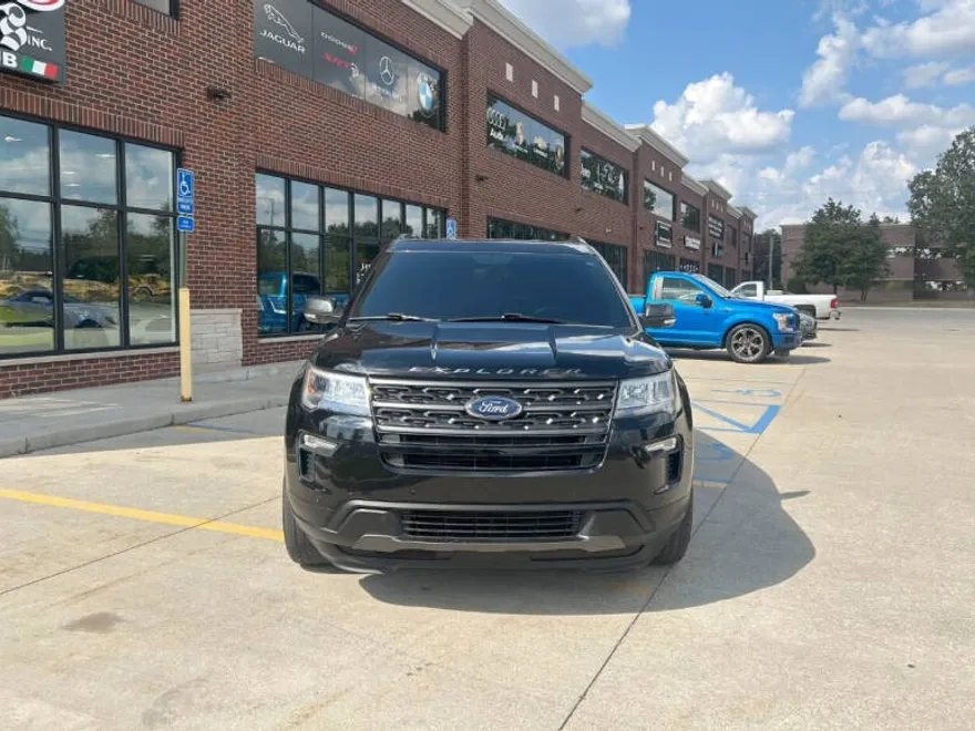 2018 Ford Explorer XLT photo 1