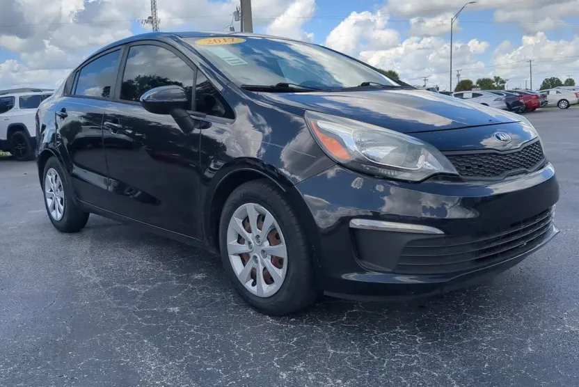 2017 Kia Rio LX photo 1