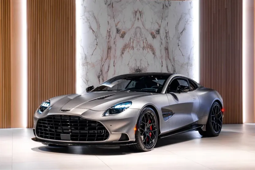 2025 Aston Martin Vanquish AM7 photo 1