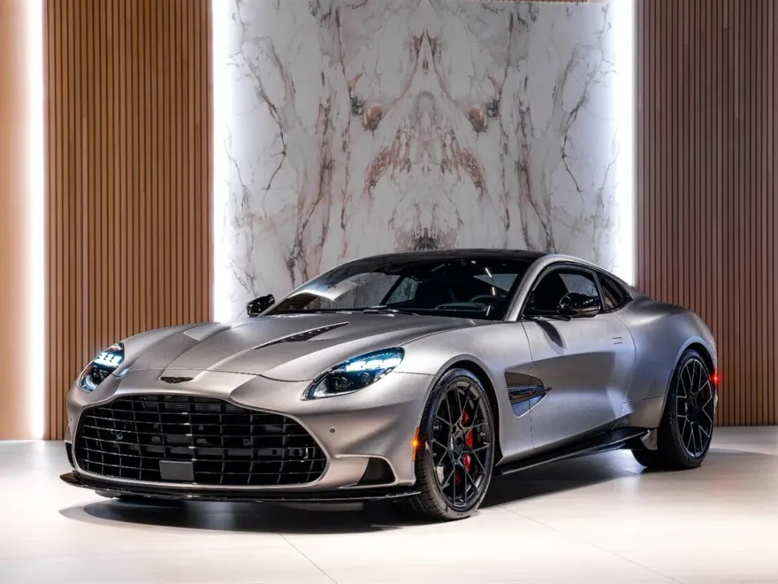 2025 Aston Martin Vanquish AM7 photo 1