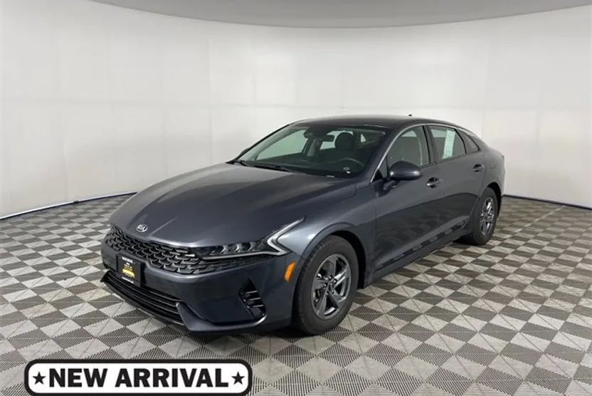 2021 Kia K5 LXS photo 1