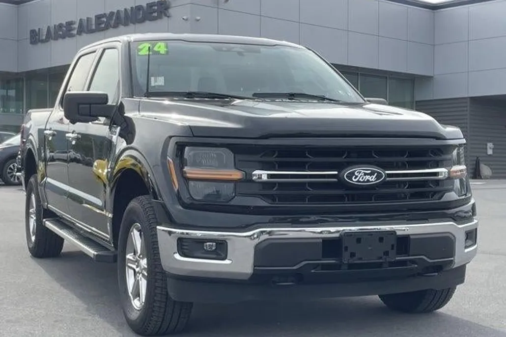 2024 Ford F-150 XLT photo 1