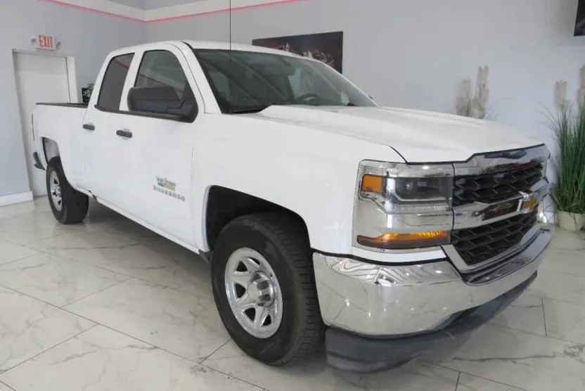 2016 Chevrolet Silverado 1500 LS photo 1