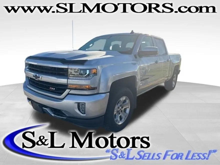 2018 Chevrolet Silverado 1500 LT photo 1