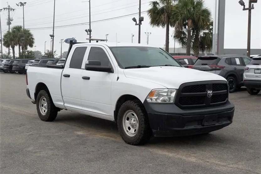 2022 Ram 1500 Classic Tradesman photo 1