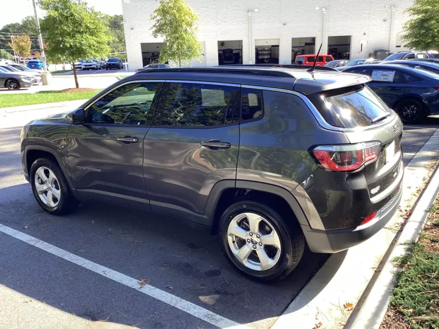 2018 Jeep Compass Latitude photo 1