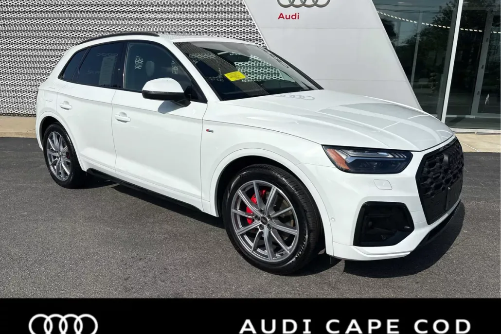 2024 Audi Q5 S line Prestige photo 1
