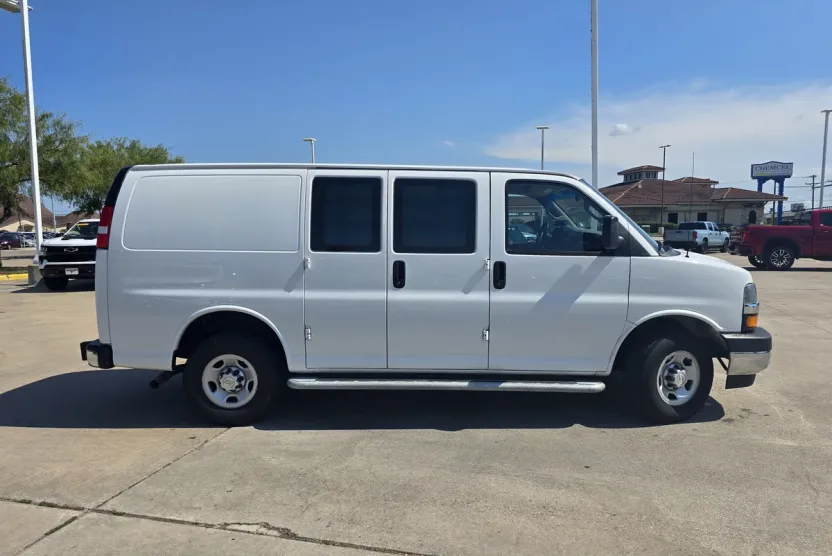 2023 Chevrolet Express 2500 Work Van photo 1