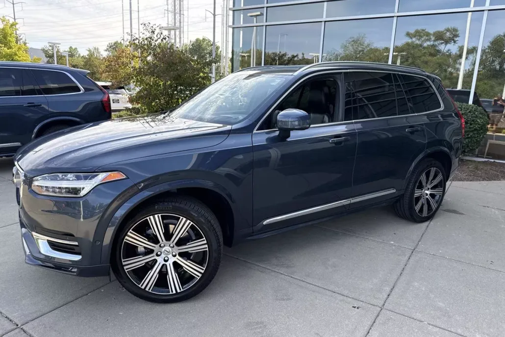 2024 Volvo XC90 Ultimate photo 1