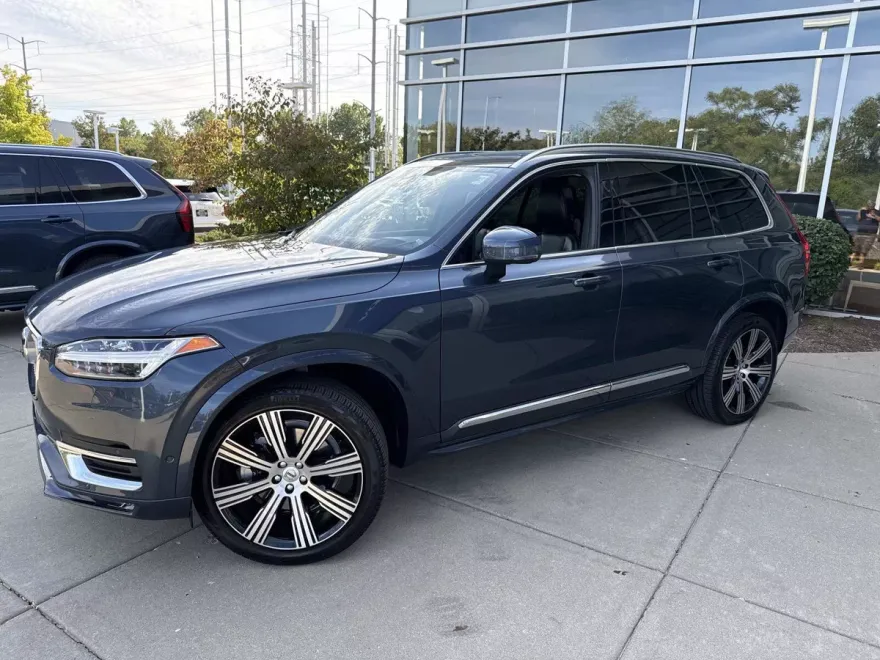 2024 Volvo XC90 Ultimate photo 1