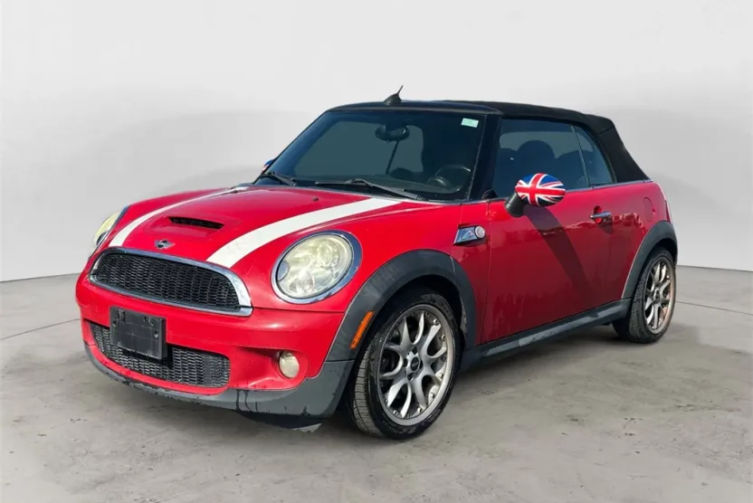 2010 Mini Cooper Convertible S photo 1
