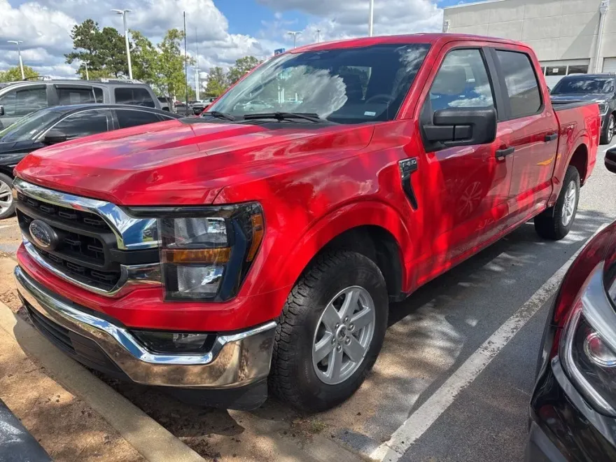 2023 Ford F-150 XLT photo 1