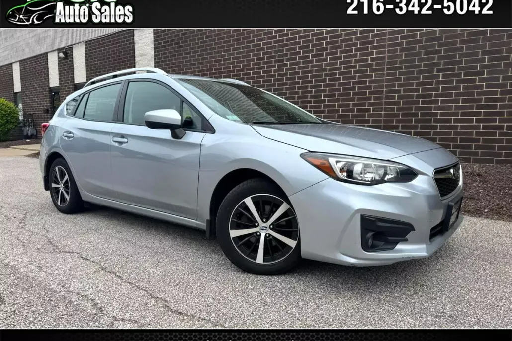 2019 Subaru Impreza 2.0i Premium photo 1