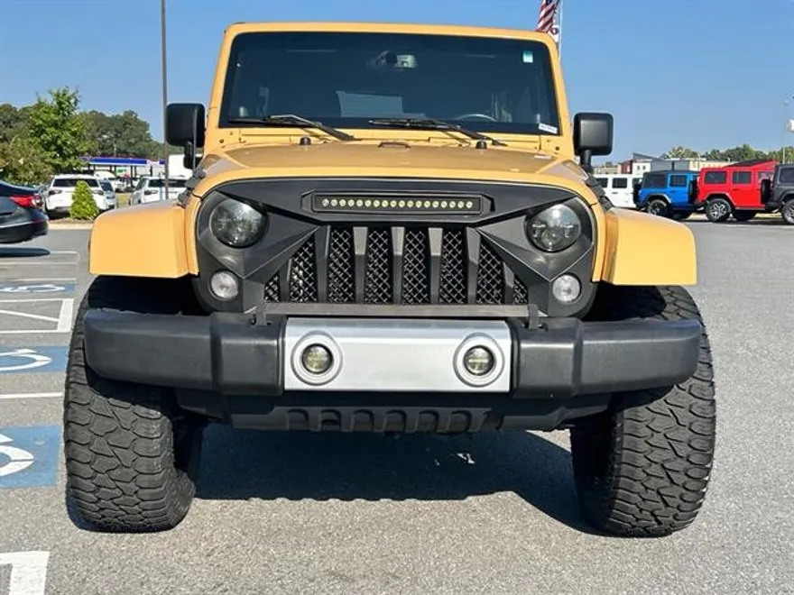 2014 Jeep Wrangler Unlimited Altitude photo 1