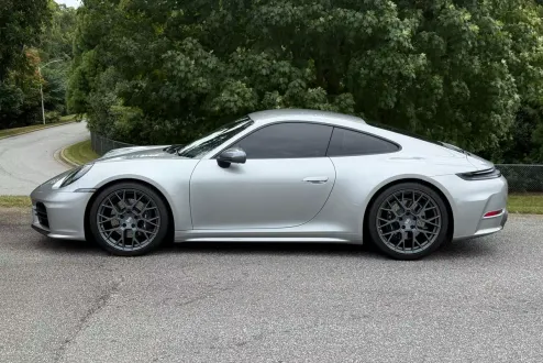 2026 Porsche 911 T photo 2