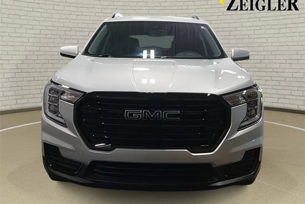 2022 Gmc Terrain SLE photo 1