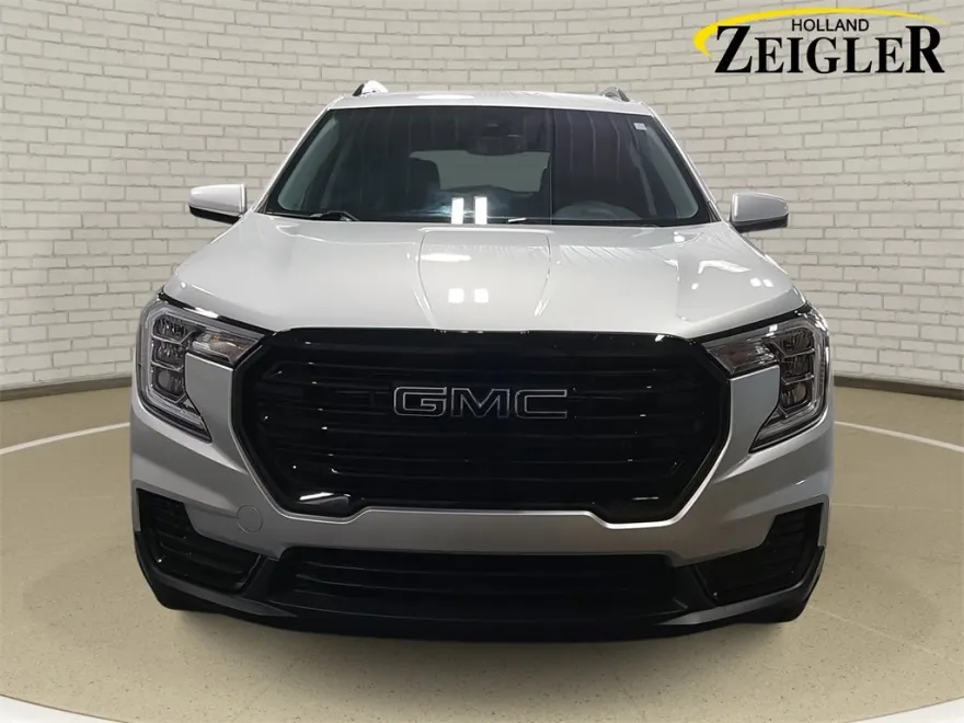 2022 Gmc Terrain SLE photo 1