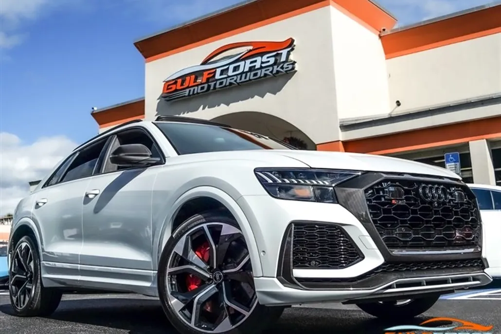 2020 Audi RS Q8 photo 1