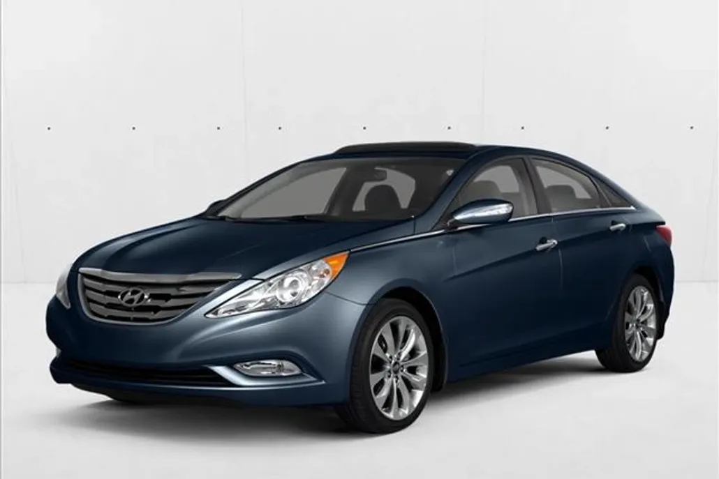 2013 Hyundai Sonata GLS photo 1
