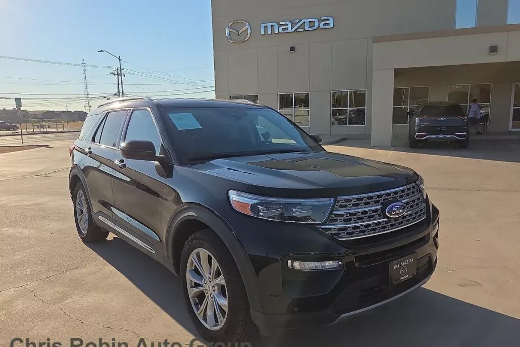 2024 Ford Explorer Limited photo 1