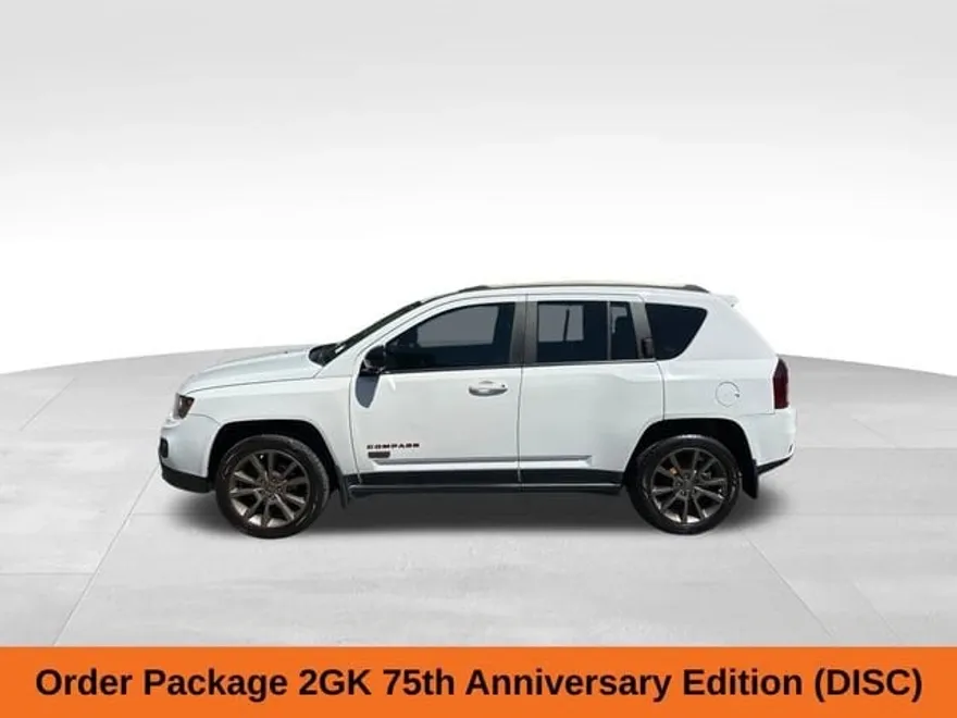 2017 Jeep Compass Anniversary Edition photo 1