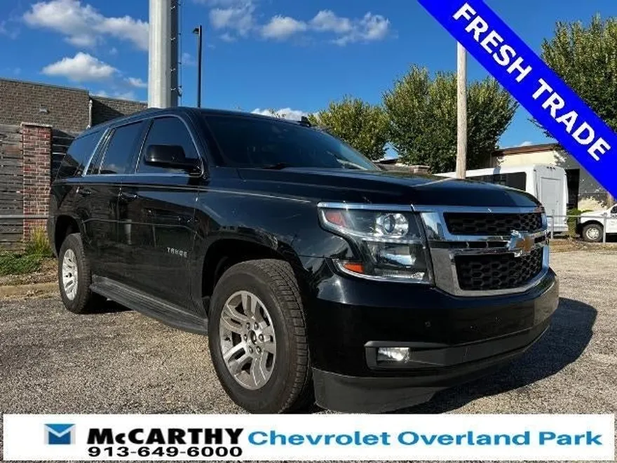 2016 Chevrolet Tahoe LT photo 1