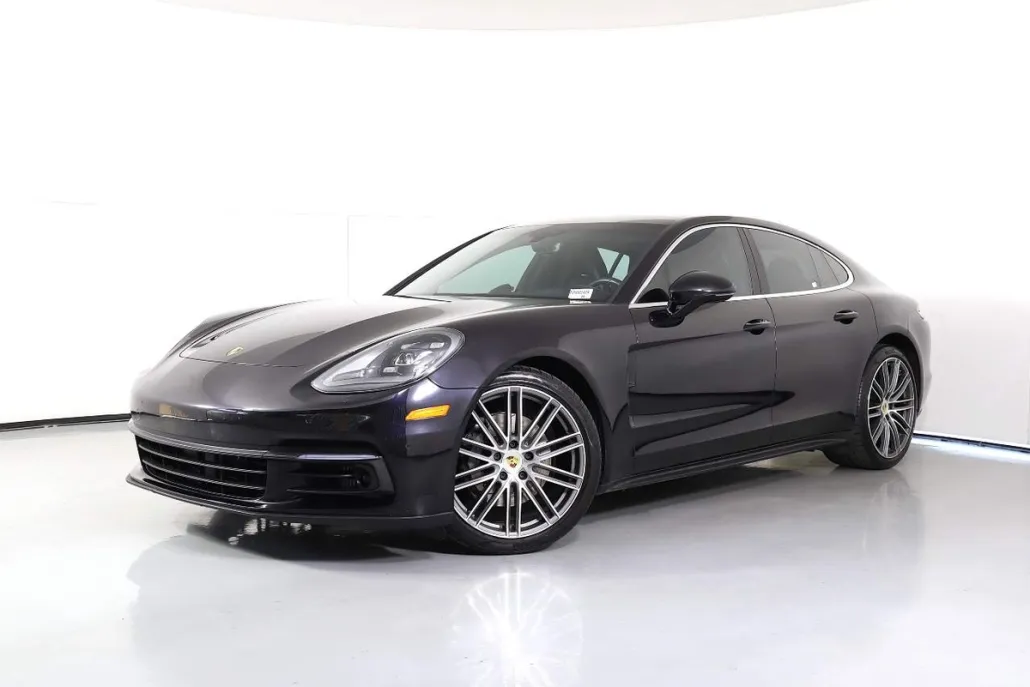 2020 Porsche Panamera 4S photo 1