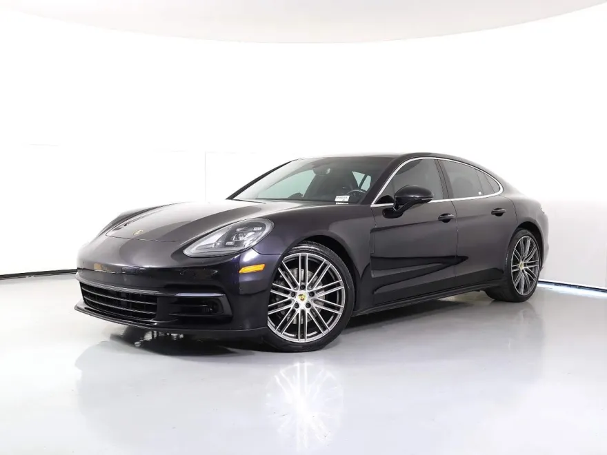 2020 Porsche Panamera 4S photo 1
