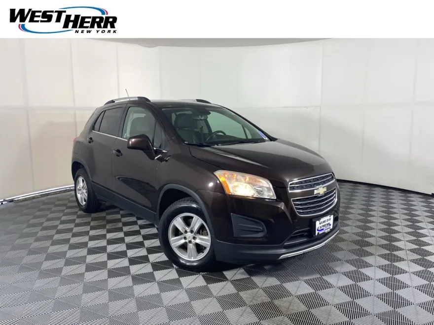 2015 Chevrolet Trax LT photo 1