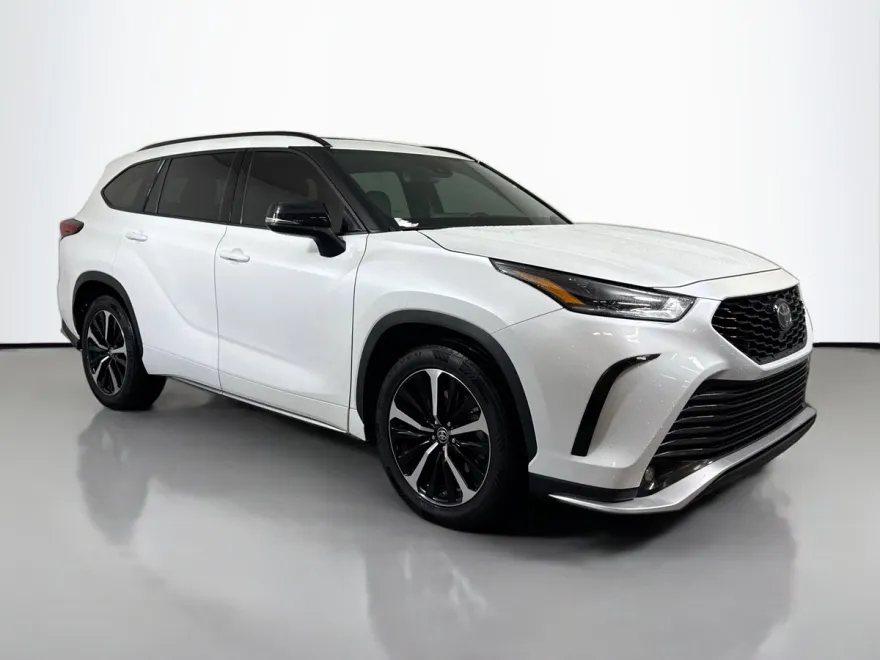 2022 Toyota Highlander XSE photo 1