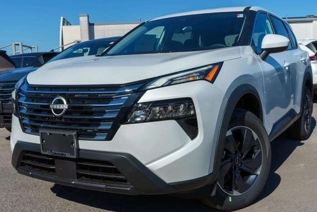 2026 Nissan Rogue SV photo 1