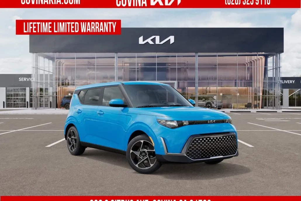 2025 Kia Soul EX photo 1
