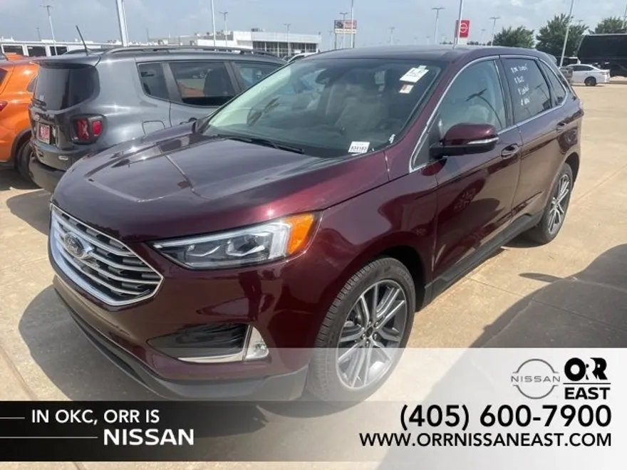 2024 Ford Edge Titanium photo 1